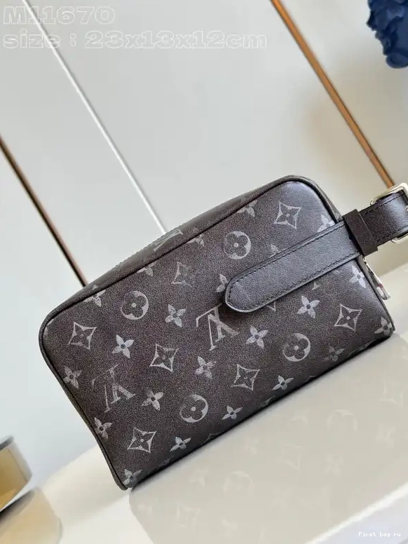 First bag ru bag-23*13*12CM DOPP LOCKER LOUIS KIT VUITTON 0623